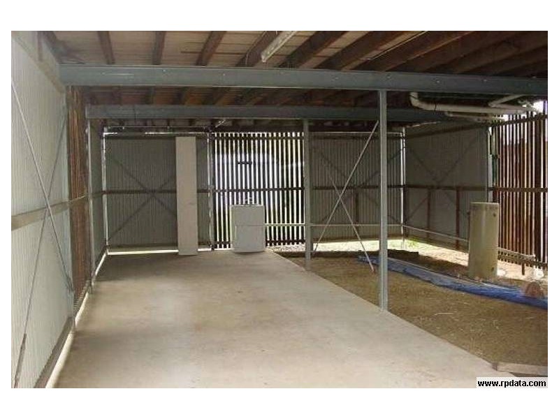 215 Kianawah Rd, Wynnum West QLD 4178