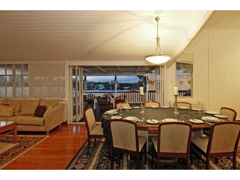 78 Wynnum Road, Norman Park QLD 4170