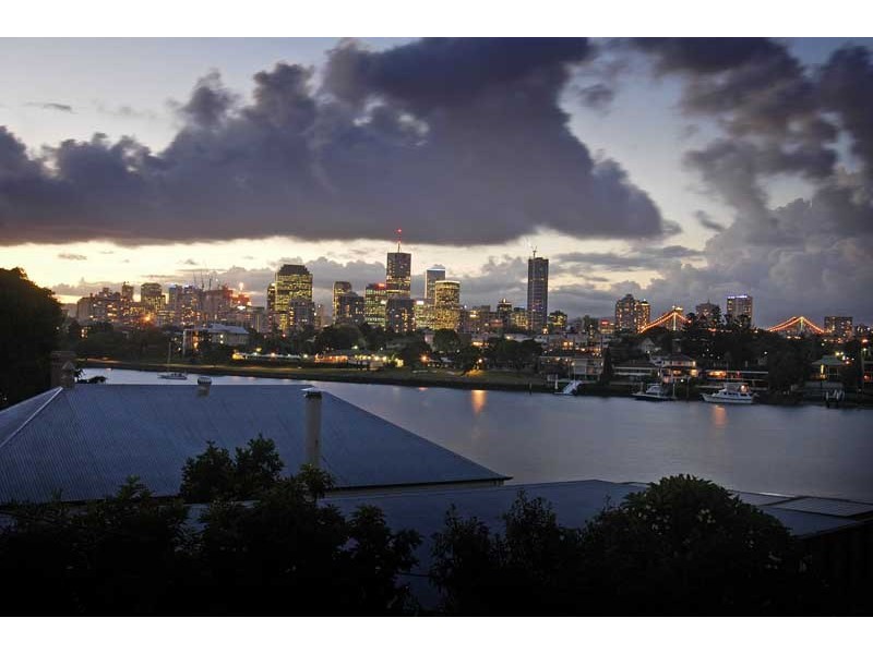 78 Wynnum Road, Norman Park QLD 4170