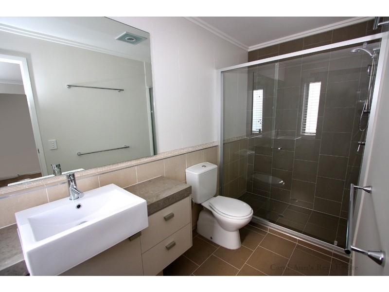 2/12  Bundara Street, Morningside QLD 4170