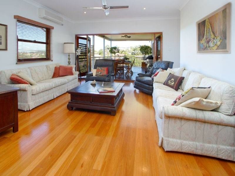 25 Kuranda Street, Balmoral QLD 4171