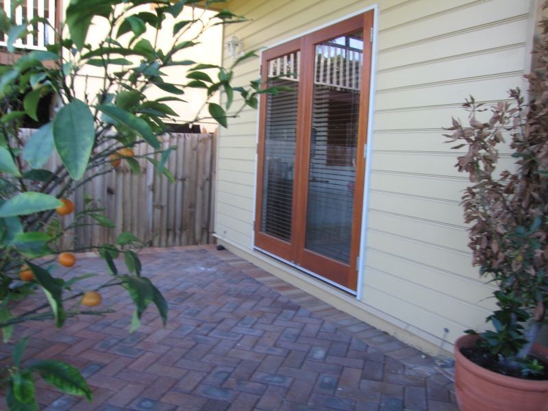 25 Kuranda Street, Balmoral QLD 4171