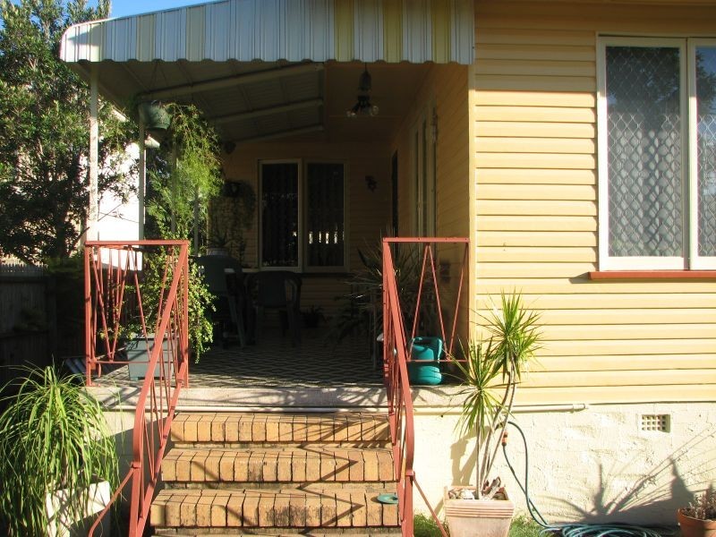 8 Redcar Street, Bulimba QLD 4171