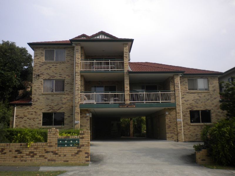 2/27 Vine Street, Greenslopes QLD 4120