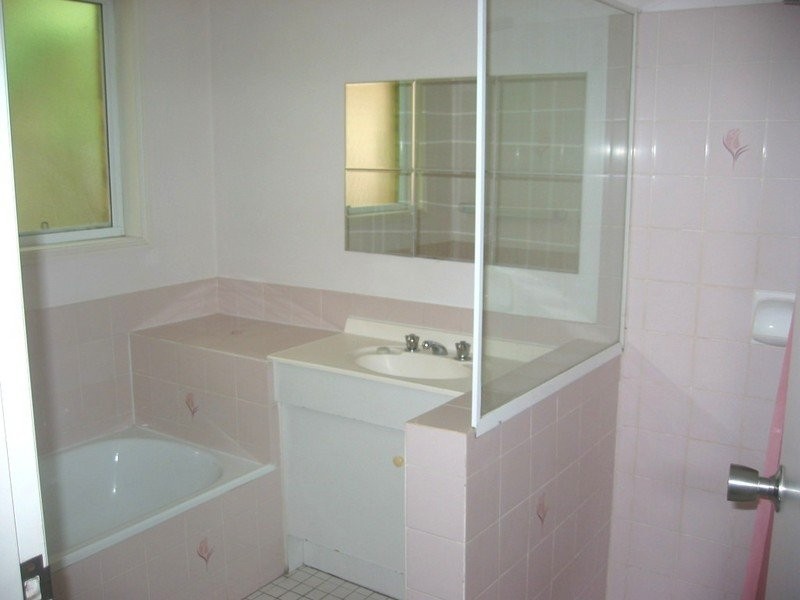 11 Parry Street, Bulimba QLD 4171