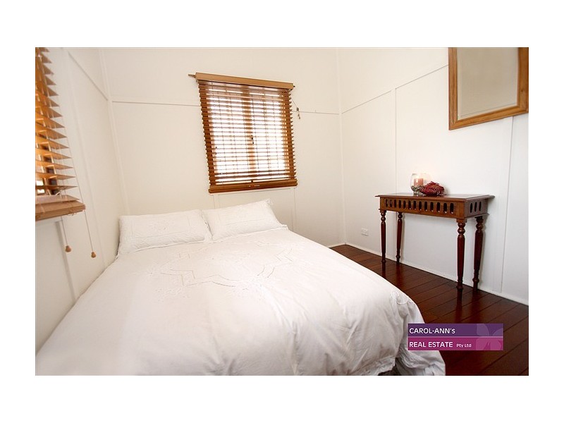 44 Belgrave Street, Balmoral QLD 4171