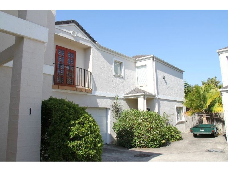 2/181 Riding Road, Balmoral QLD 4171