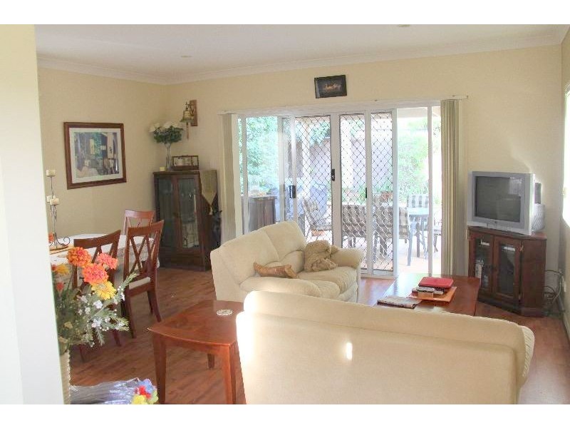 2/181 Riding Road, Balmoral QLD 4171