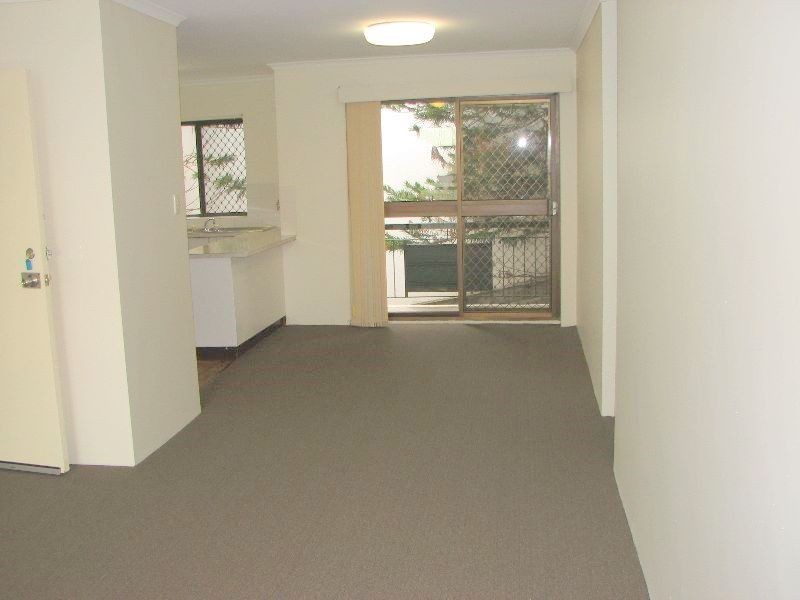 1/75 Miles Street, Hawthorne QLD 4171