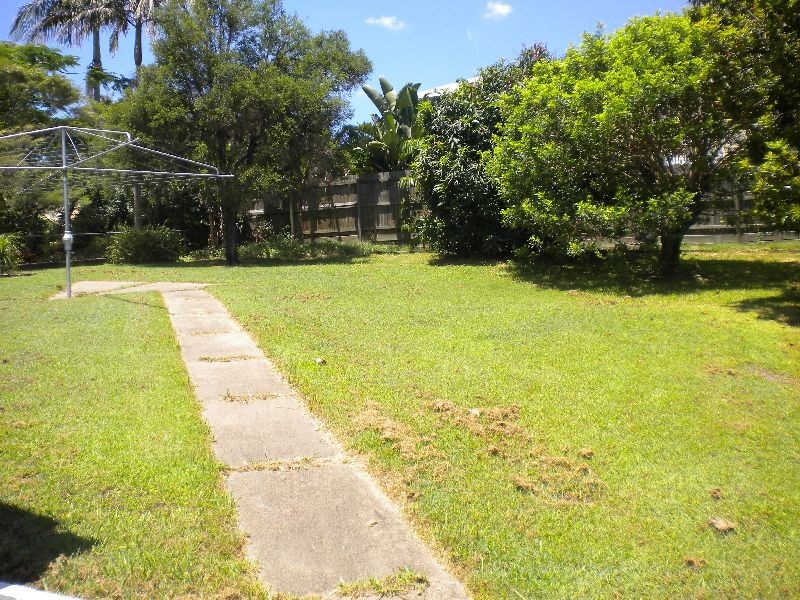 7 Latina Avenue, Seven Hills QLD 4170