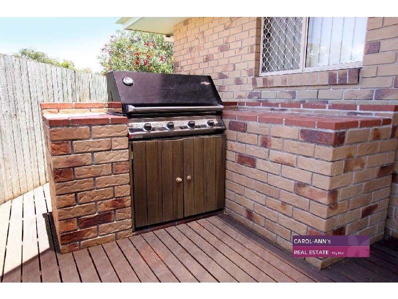 15 Melaleuca Place, Wynnum West QLD 4178