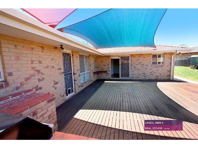15 Melaleuca Place, Wynnum West QLD 4178