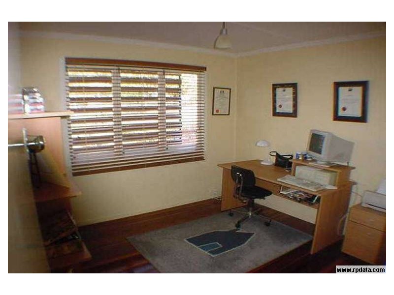 40 Bernecker Street, Carina QLD 4152