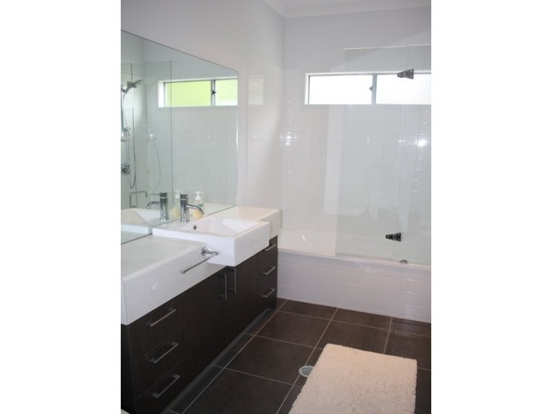 4/23 Thorpe Street, Balmoral QLD 4171