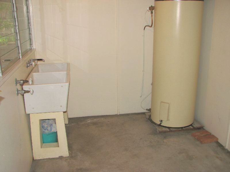 54 Dutton Street, Hawthorne QLD 4171