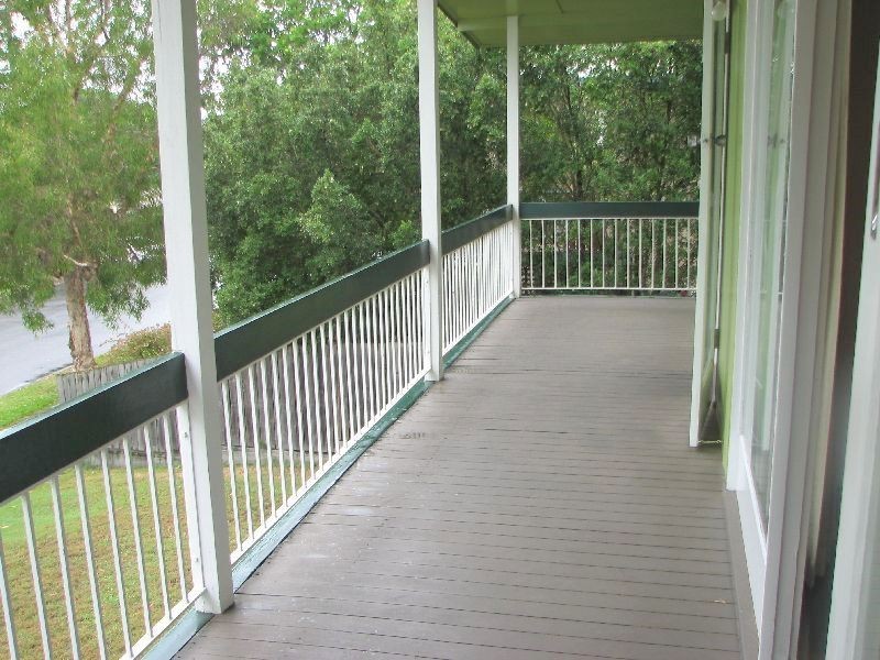 54 Dutton Street, Hawthorne QLD 4171