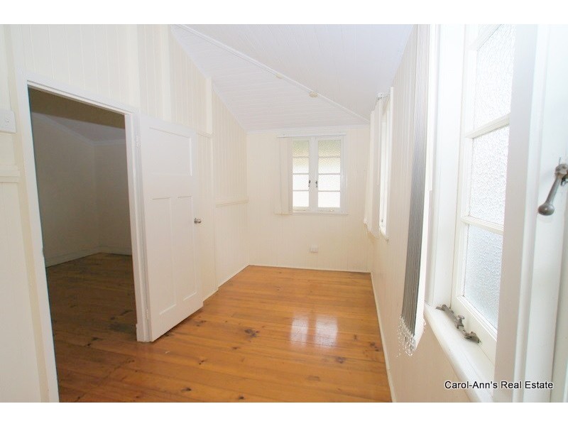 17 Dover Street, Hawthorne QLD 4171