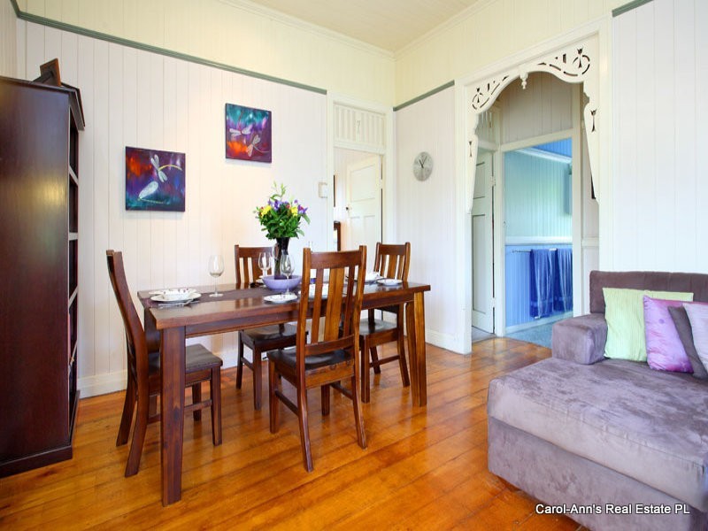 97 Macrossan Avenue, Norman Park QLD 4170