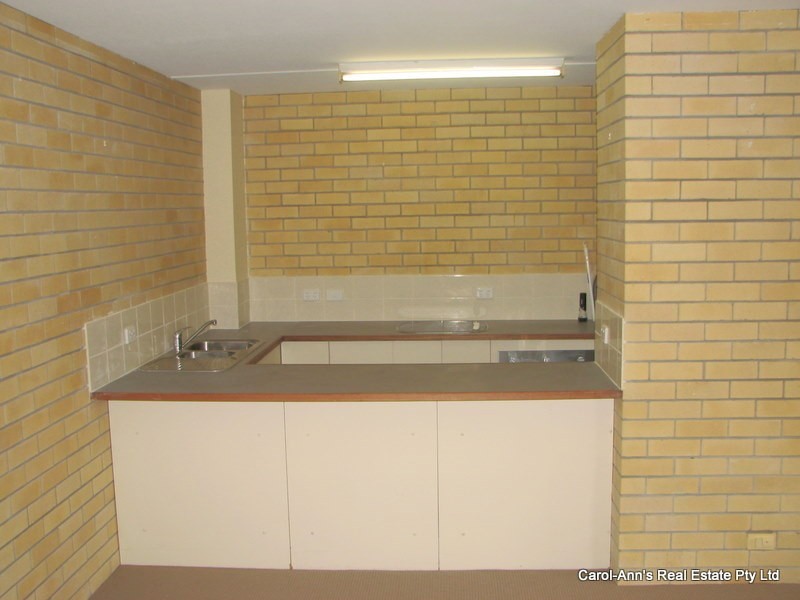 2/39 Grosvenor Street, Balmoral QLD 4171