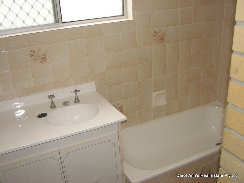 2/39 Grosvenor Street, Balmoral QLD 4171