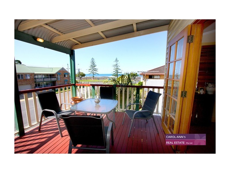 10 Cedar Street, Wynnum QLD 4178