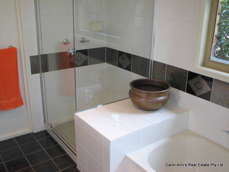 . Kuranda Street, Balmoral QLD 4171