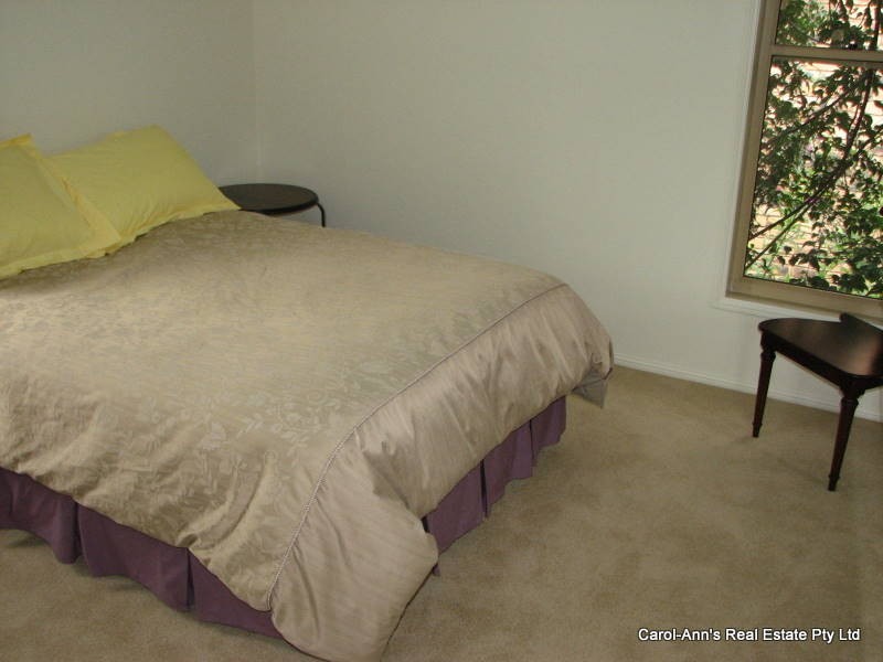 . Kuranda Street, Balmoral QLD 4171