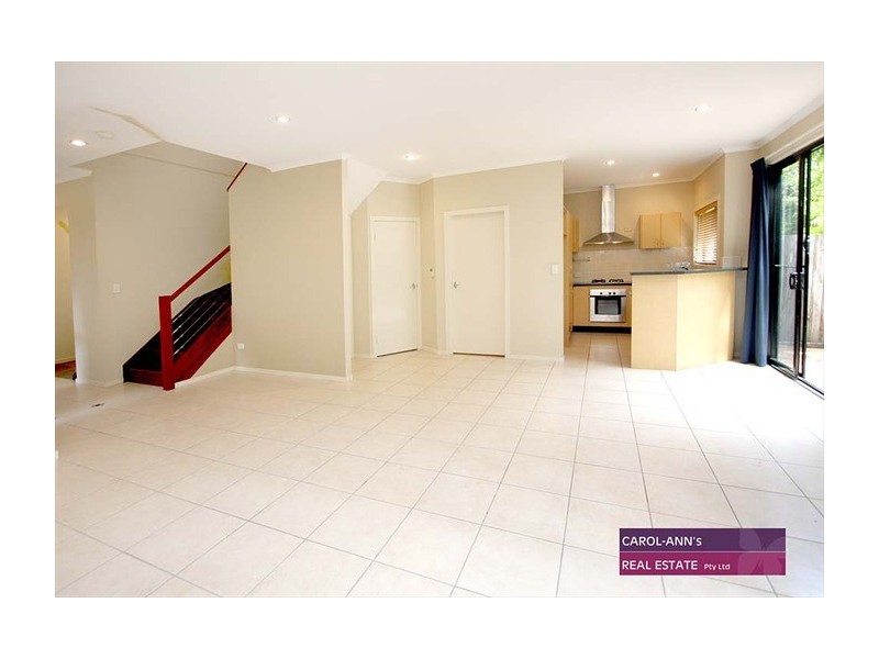 1/77 Barton Road, Hawthorne QLD 4171