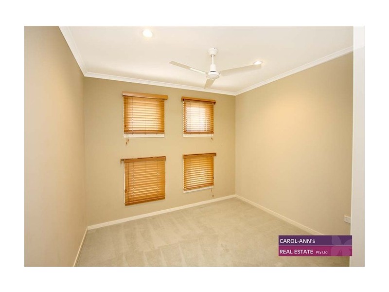 1/77 Barton Road, Hawthorne QLD 4171