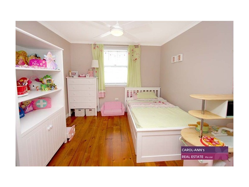 26 Belgrave Street, Balmoral QLD 4171