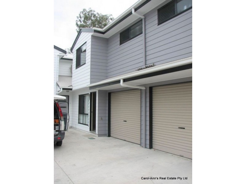 2/8 Grout Street, Macgregor QLD 4109