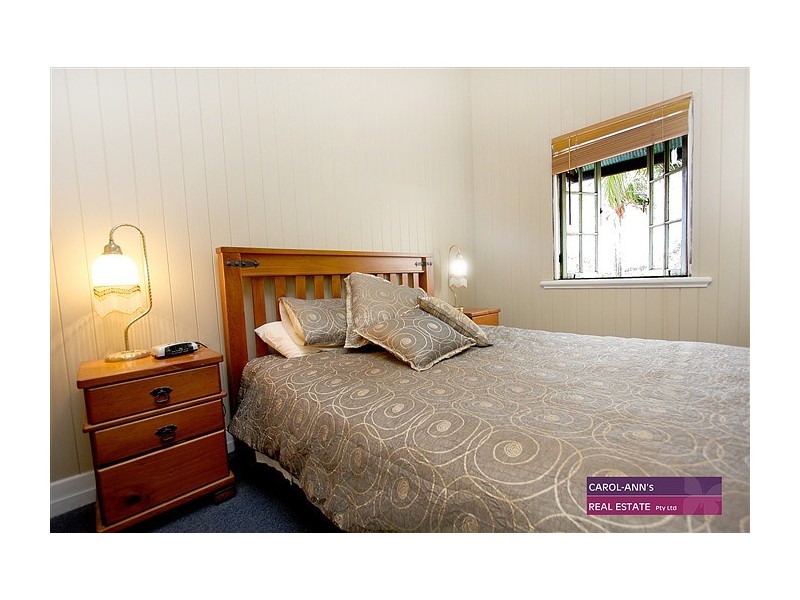 42 Allen Street, Wynnum QLD 4178