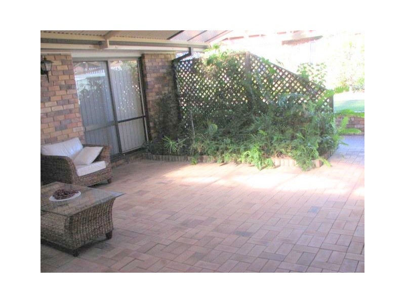 15 Stanmere Street, Carindale QLD 4152