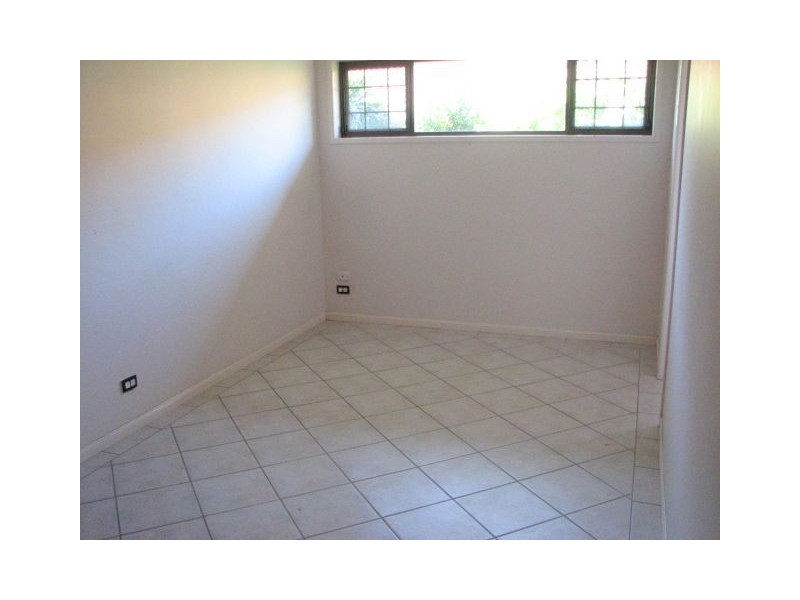 15 Stanmere Street, Carindale QLD 4152