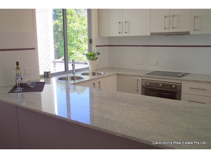 2/9 Baringa Street, Morningside QLD 4170