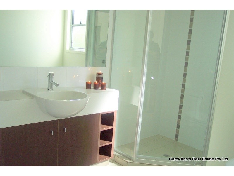 2/9 Baringa Street, Morningside QLD 4170