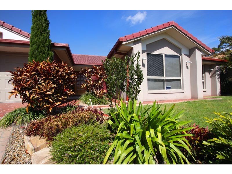 11 Behan Crescent, Wakerley QLD 4154