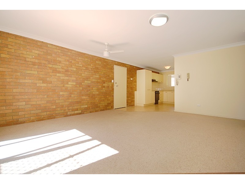 2,3,4/288 Riding Road, Balmoral QLD 4171