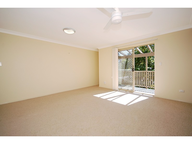 2,3,4/288 Riding Road, Balmoral QLD 4171