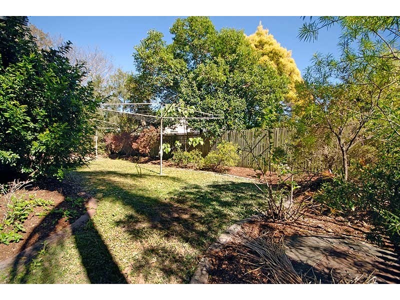 2,3,4/288 Riding Road, Balmoral QLD 4171