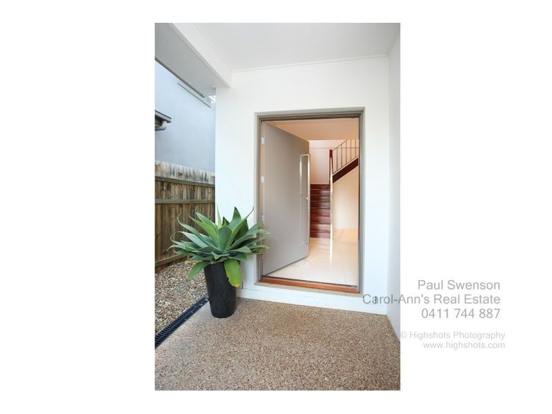 10 Sphinx Street, Balmoral QLD 4171