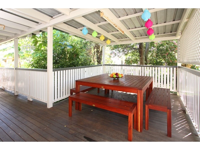72 Dahlia Street, Cannon Hill QLD 4170