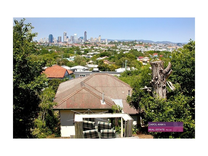 9 Ryan Ave, Balmoral QLD 4171