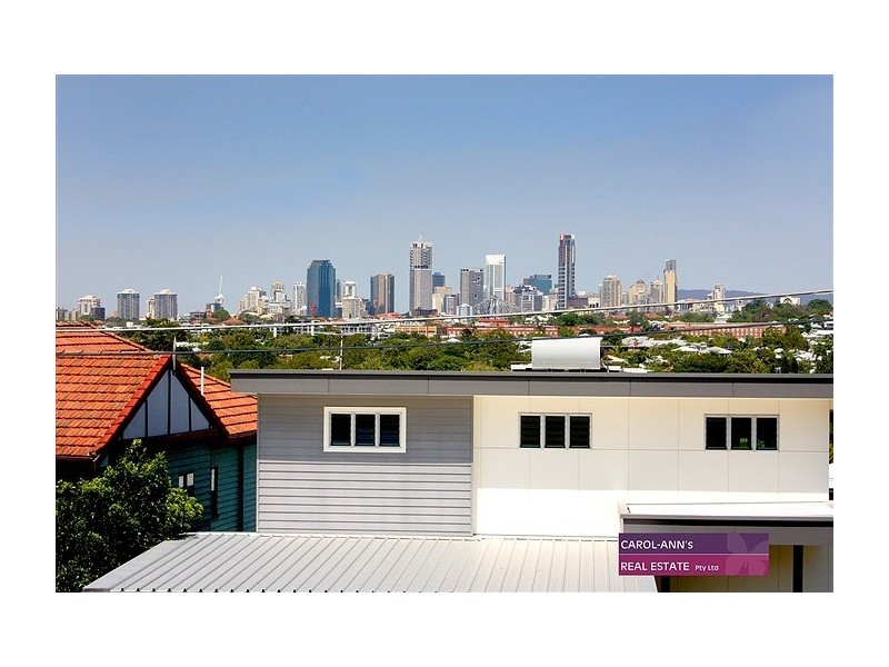 9 Ryan Ave, Balmoral QLD 4171