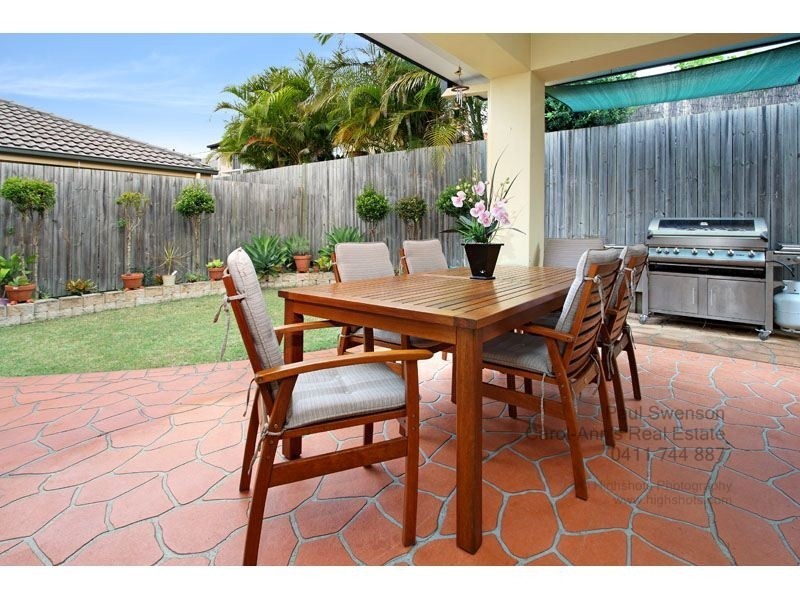 8 Woodglen Street, Kuraby QLD 4112