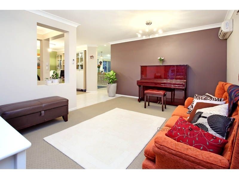 13 Savanna Pl, Eight Mile Plains QLD 4113