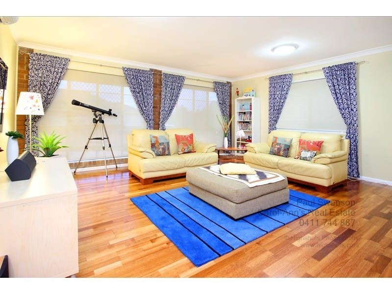 13 Savanna Pl, Eight Mile Plains QLD 4113