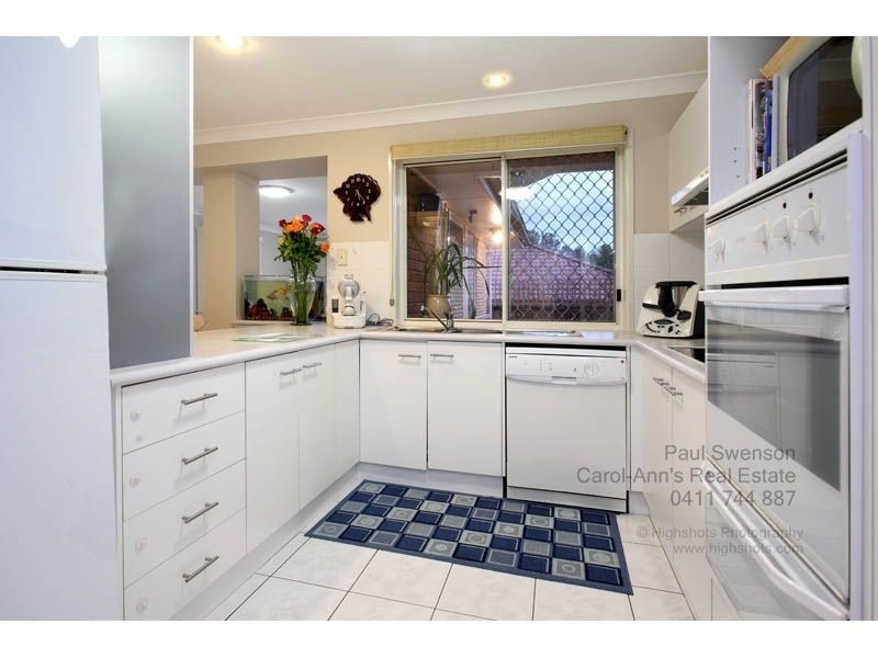 13 Savanna Pl, Eight Mile Plains QLD 4113