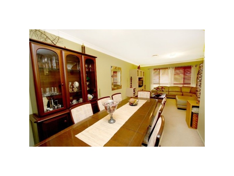 11 Franquin Cr, Kuraby QLD 4112