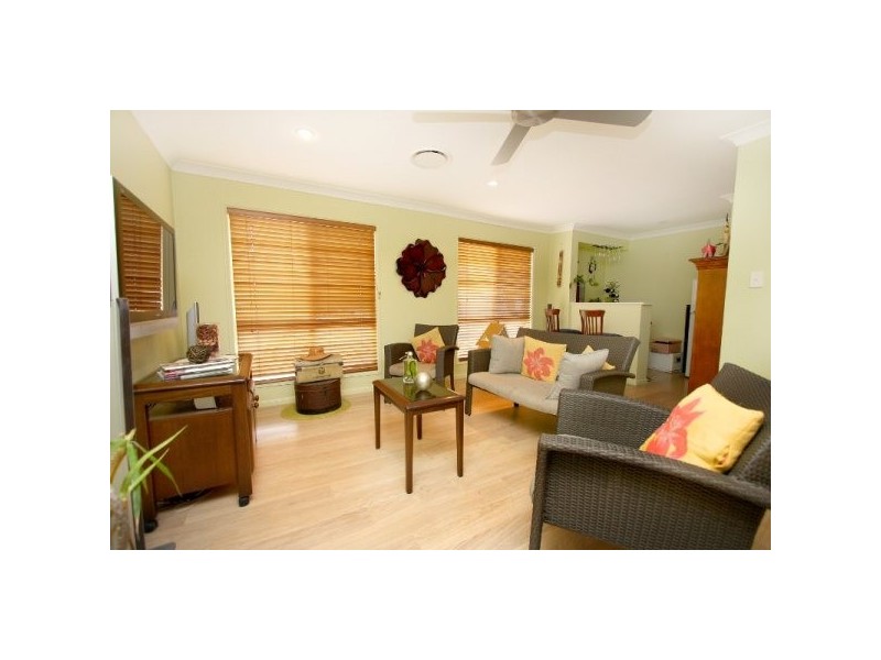 11 Franquin Cr, Kuraby QLD 4112